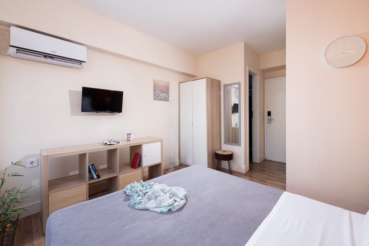 Enattica Syntagma Living, room overview